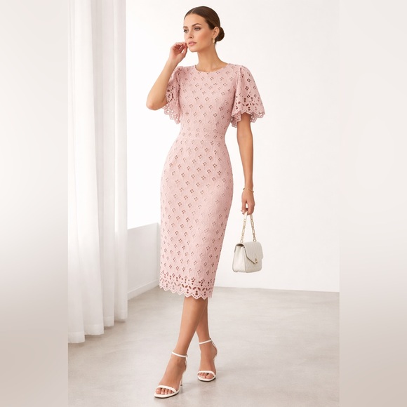 Rachel Parcell Dresses & Skirts - Rachel Parcell Blush Pink Eyelet Lace Flutter Sleeve Midi Dress Size 8